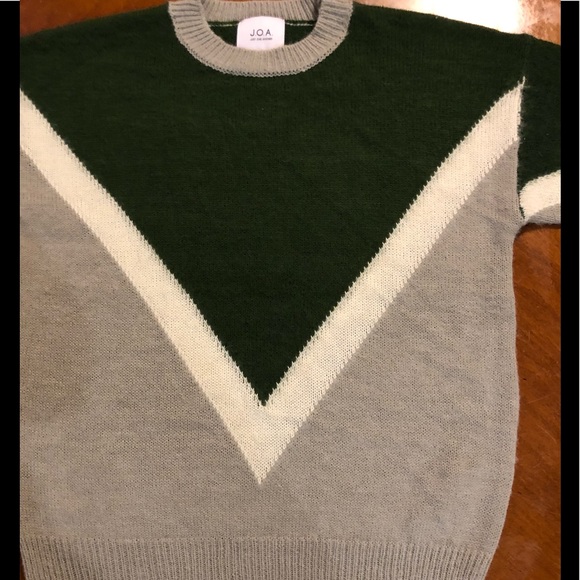 J.O.A sweater size small - Picture 2 of 5